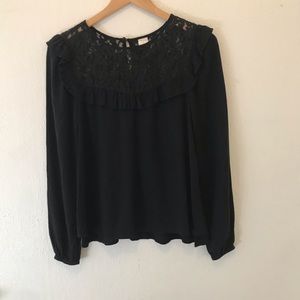 WILD PEARL black blouse with lace detail